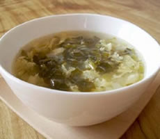 高菜漬の黒酢スープ